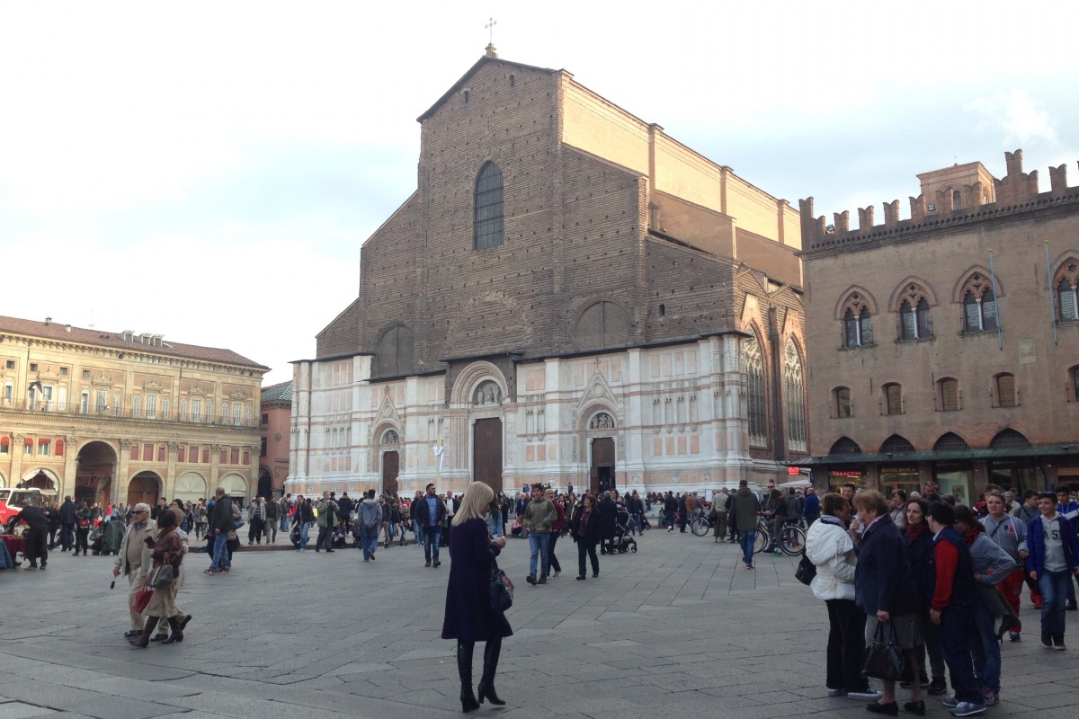 Ammirare Bologna da un’altezza di 54 metri: aperitivi in terrazza a San Petronio