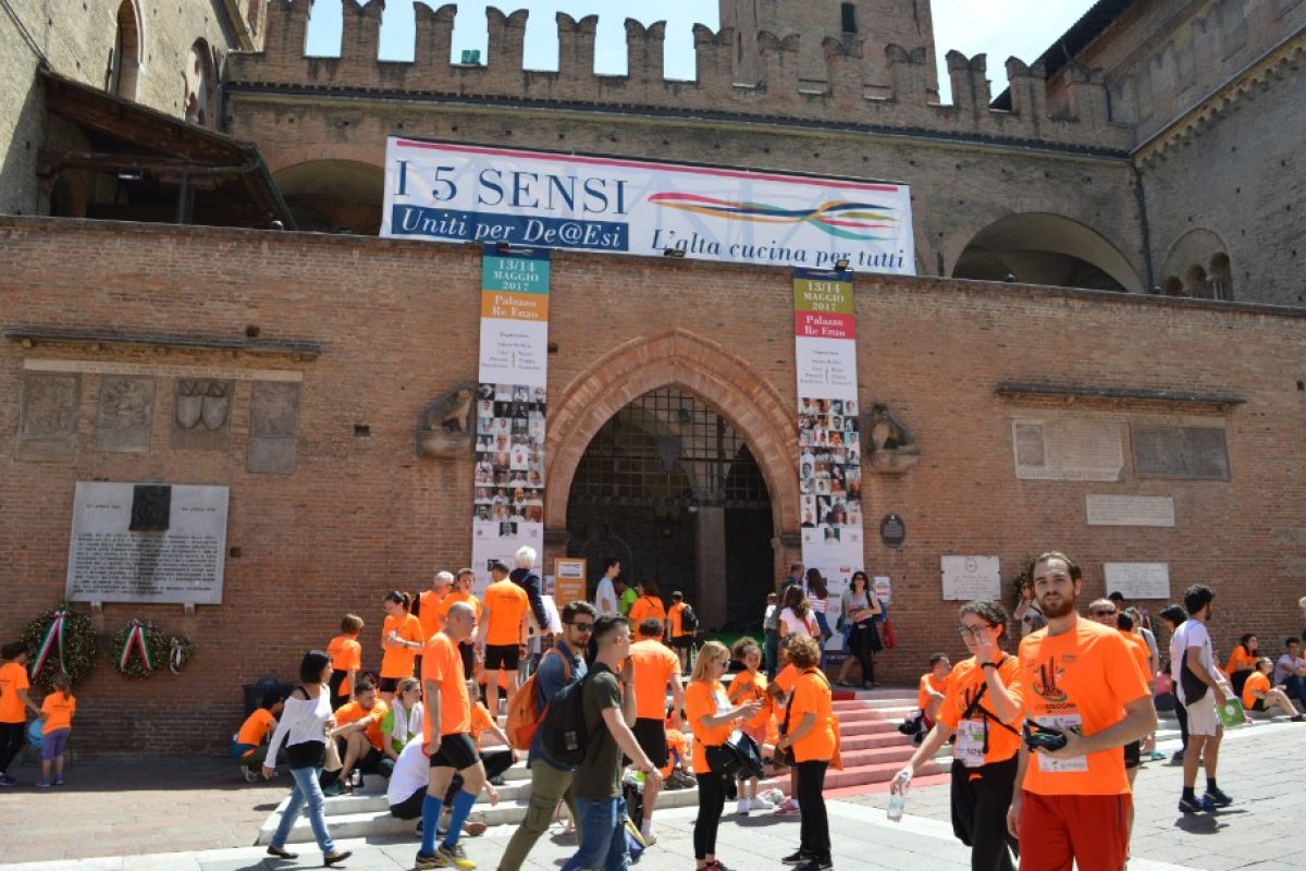 “I 5 Sensi”: chef stellati, gusto e solidarietà a Bologna