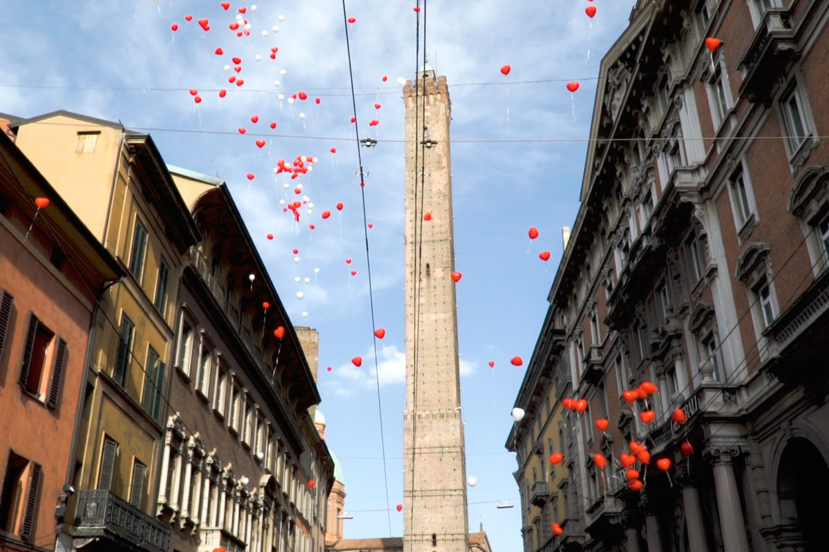 Bologna romantica: proposta di matrimonio in cima alla Torre degli Asinelli