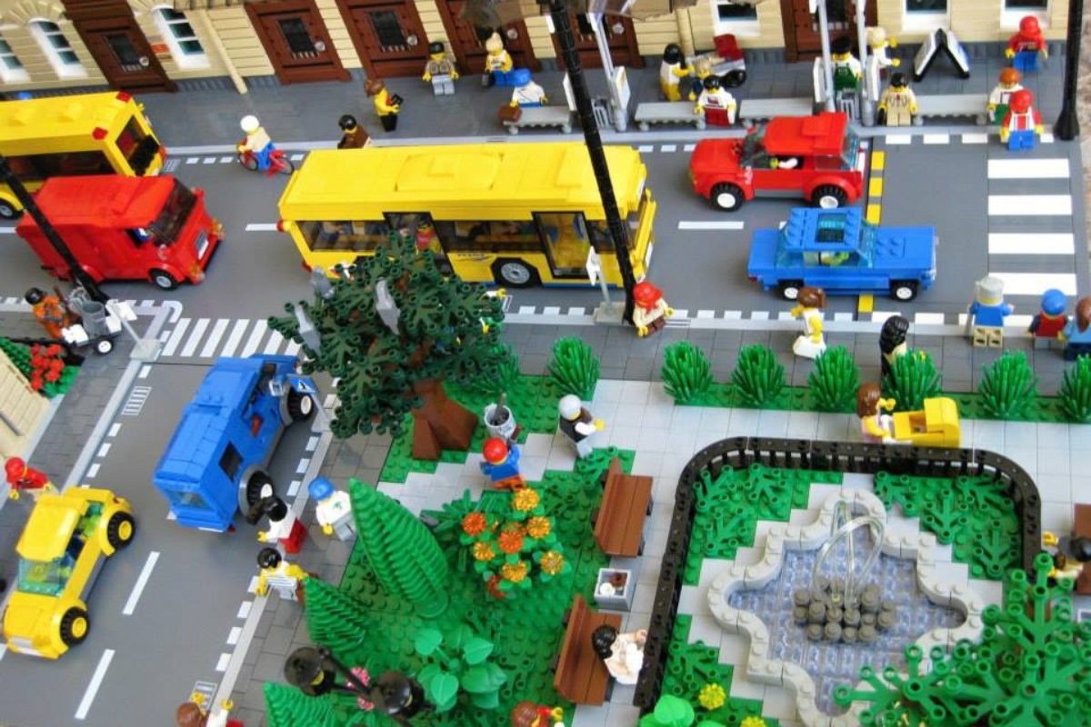 City Booming, i mattoncini Lego invadono Bologna