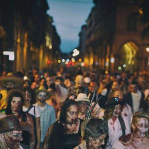Halloween a Bologna tra Zombie Walk e il Parco delle Zucche