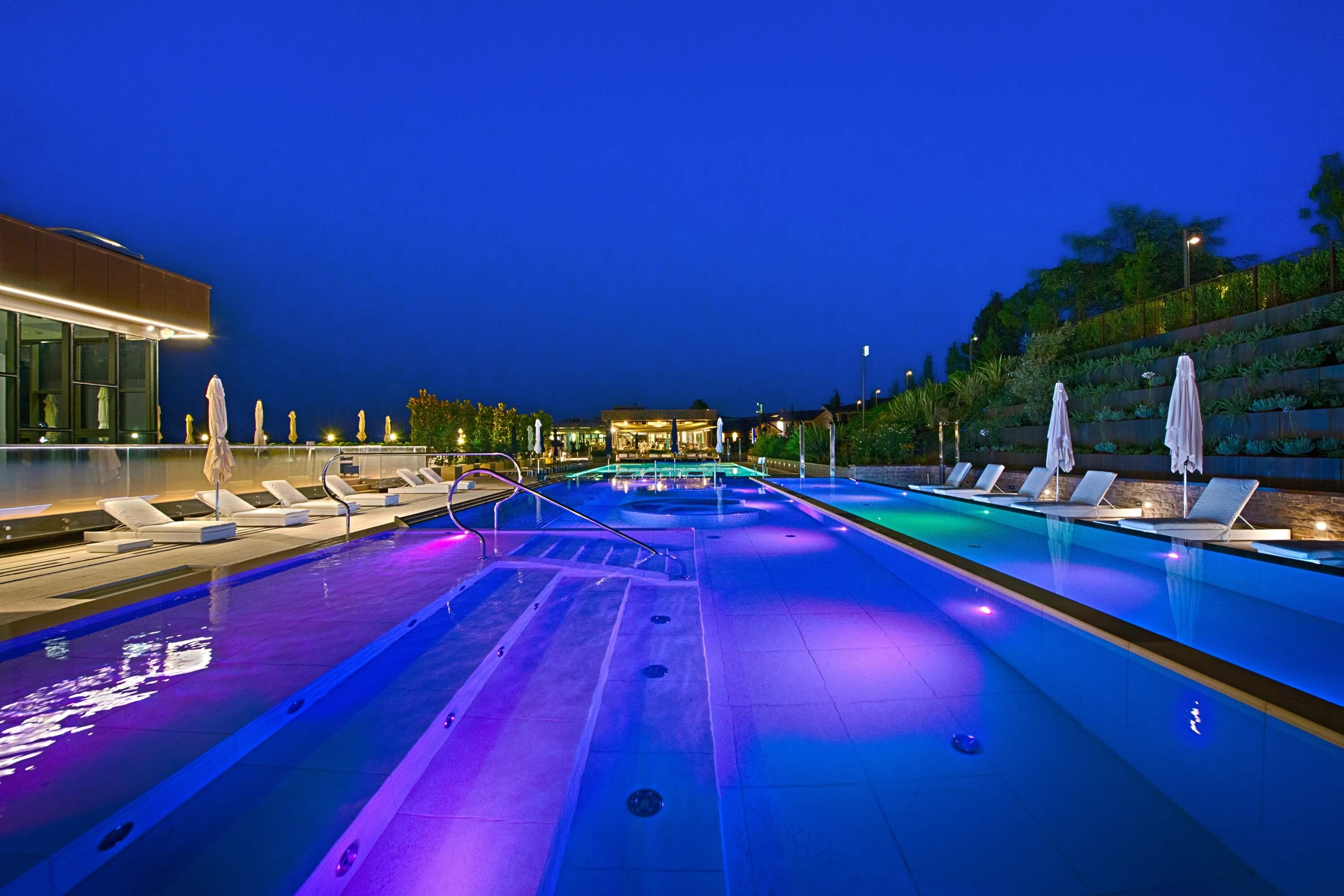 Varignana Glam Night Cocktail E Dj Set A Bordo Piscina Benvenuta varignana-glam-night-cocktail-e-dj-set-a-bordo-piscina-benvenuta
