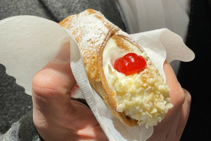 L’esperienza più dolce che ci sia: a Bologna torna la CannoloTerapia